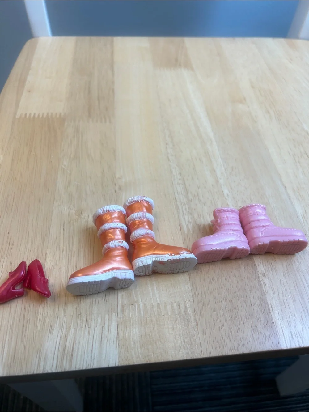 Bundle of Barbie Pink Snow Boots & Red Heels and My Scene Orange Snow Boots